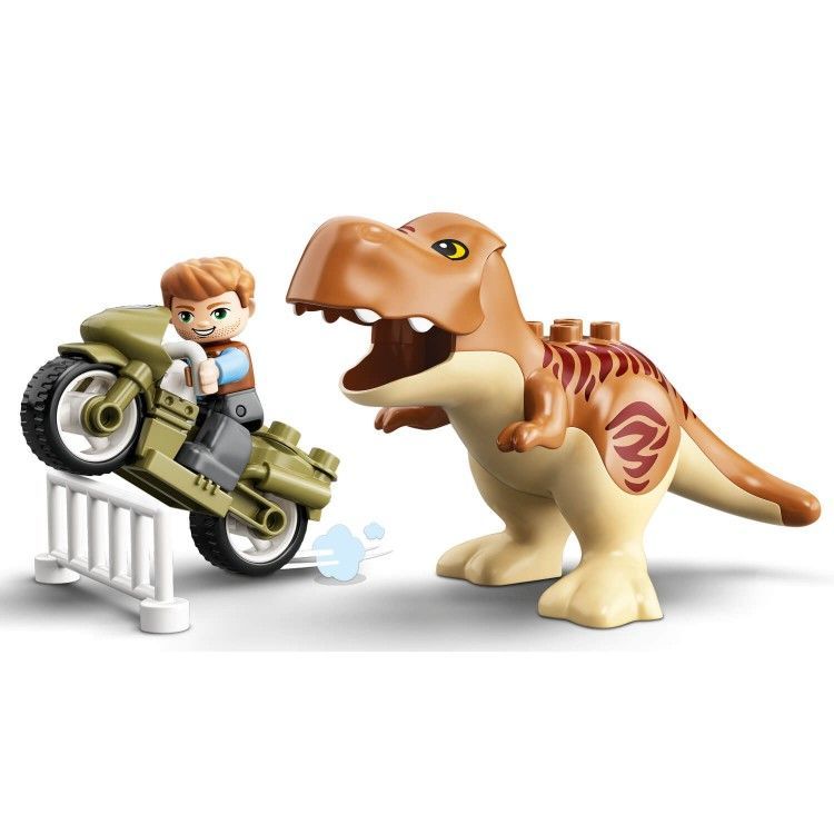 10939 T. rex i triceratops – bijeg dinosaura