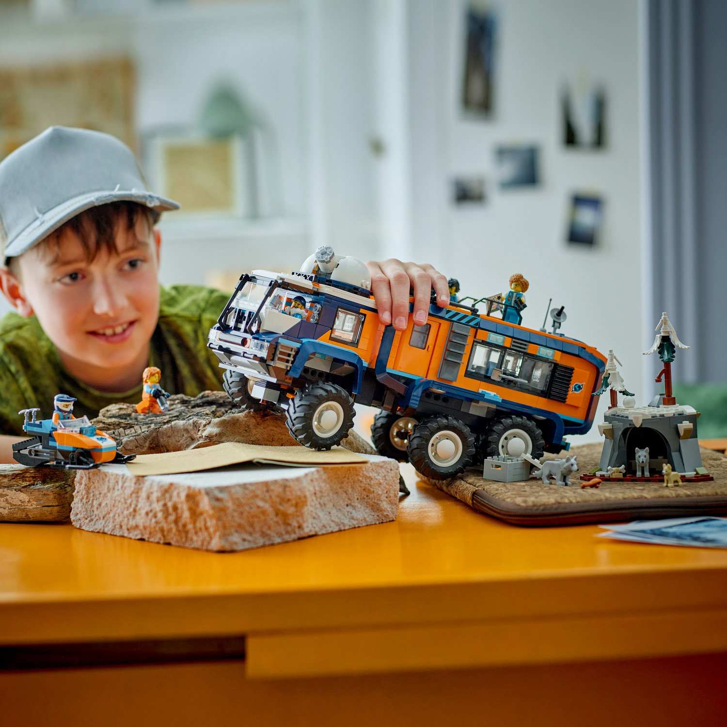 Lego 60471 Polarni Kamion Sa Laboratorijom