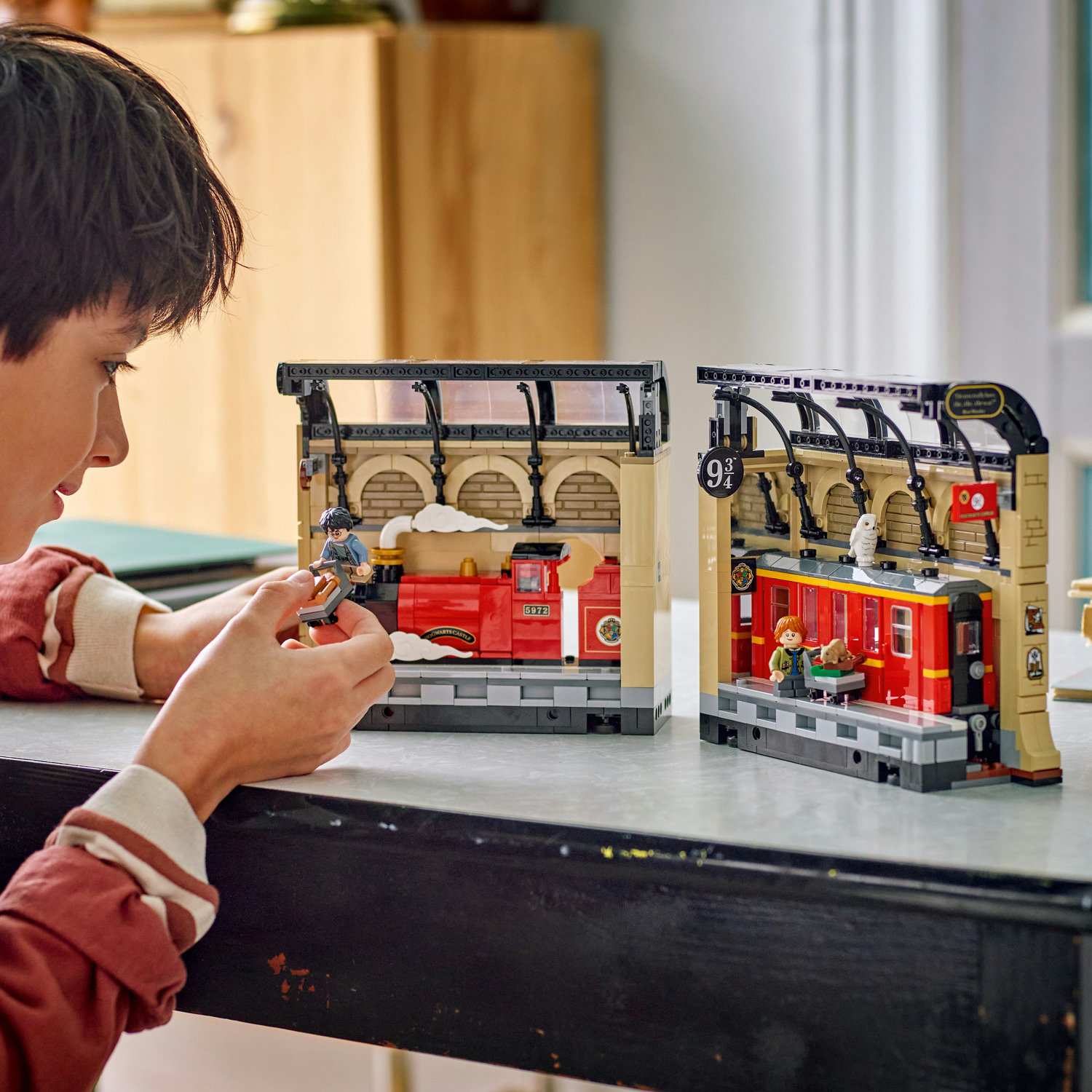 Lego 76450 Knjižni Kutak: Hogwarts Express