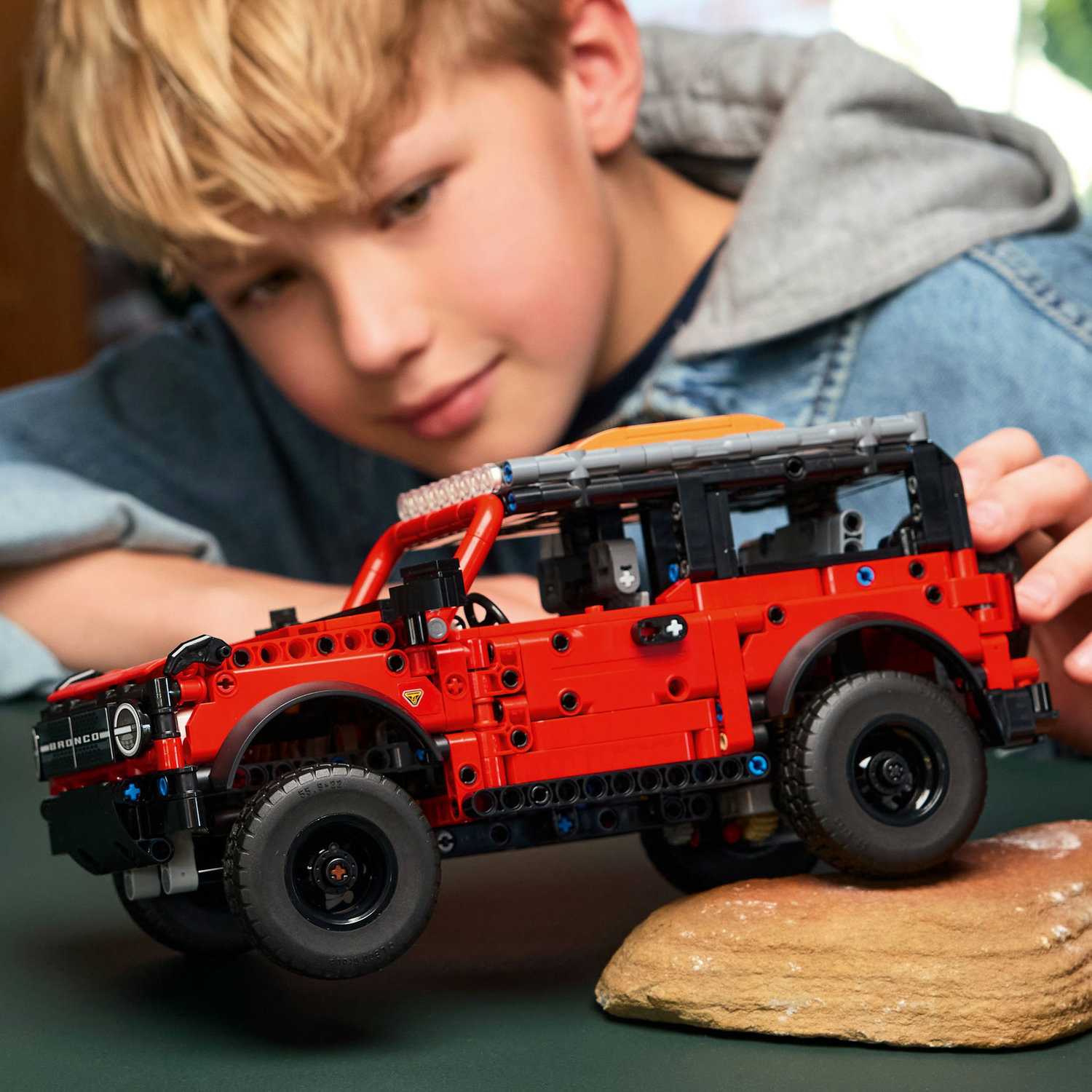 Lego 42213 Ford Bronco SUV