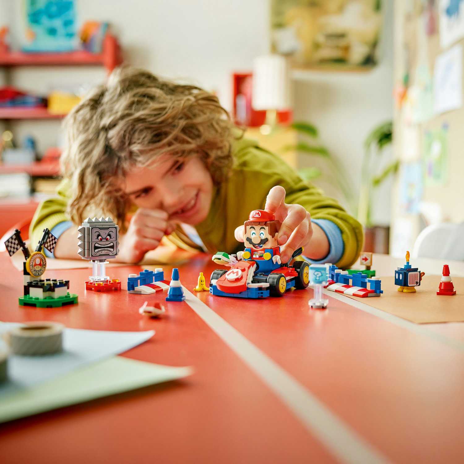 Lego 72043 Mario Kart – Interaktivni LEGO Mario I Standard Kart