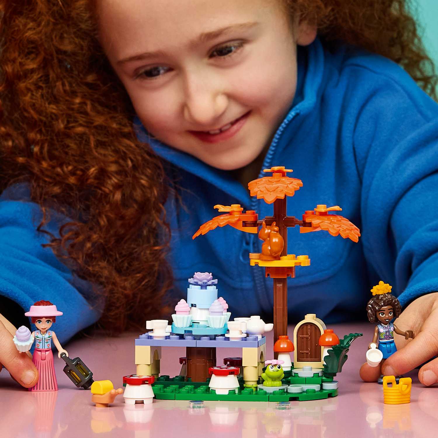 Lego 42690 Čajanka u šumi
