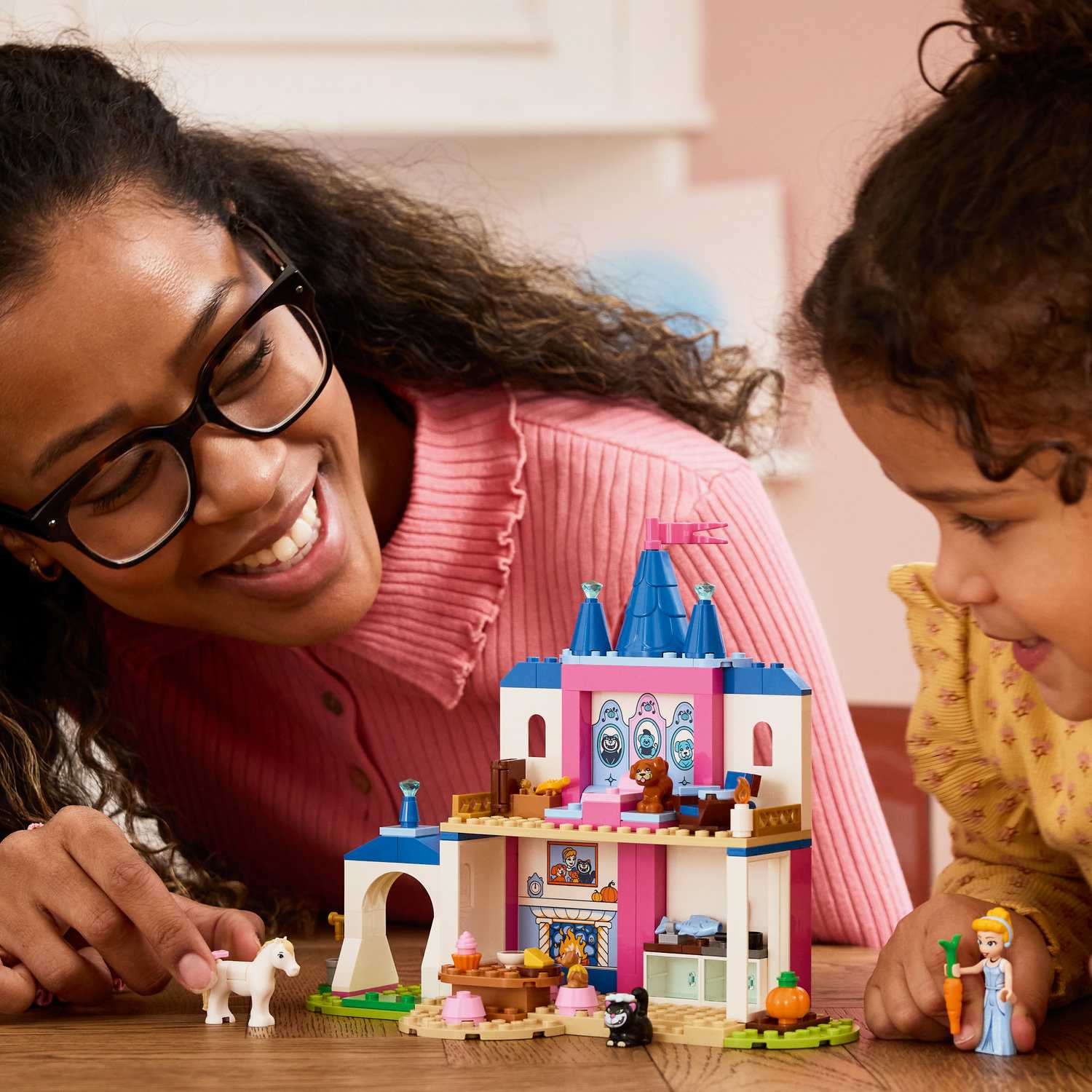 Lego 43283 Pepeljuga u dvorcu sa životinjama