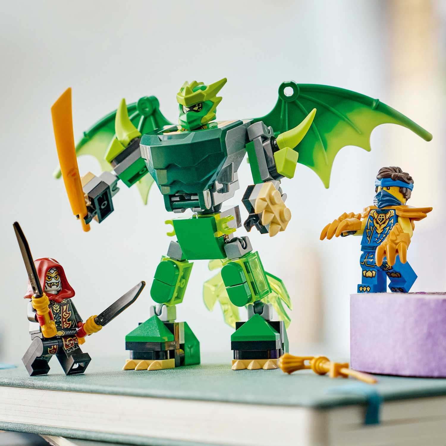 Lego 71862 Lloydov set za borbu zmajevih robota