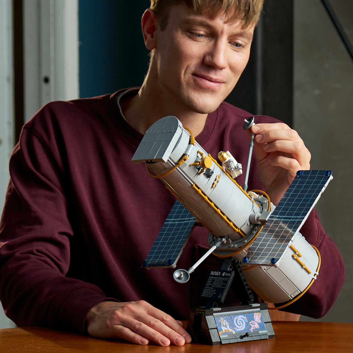 Lego 11382 Svemirski teleskop Hubble